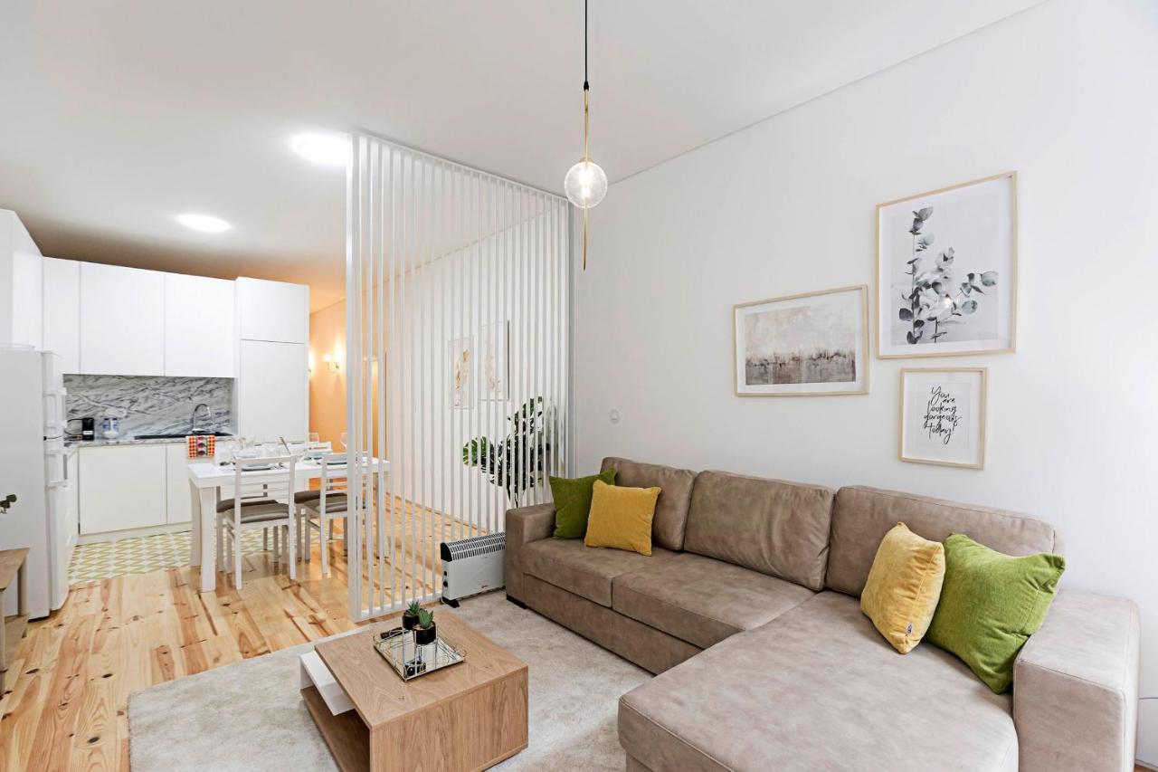 Loios 1Br Flat Downtown By Lovelystay OOporto Esterno foto