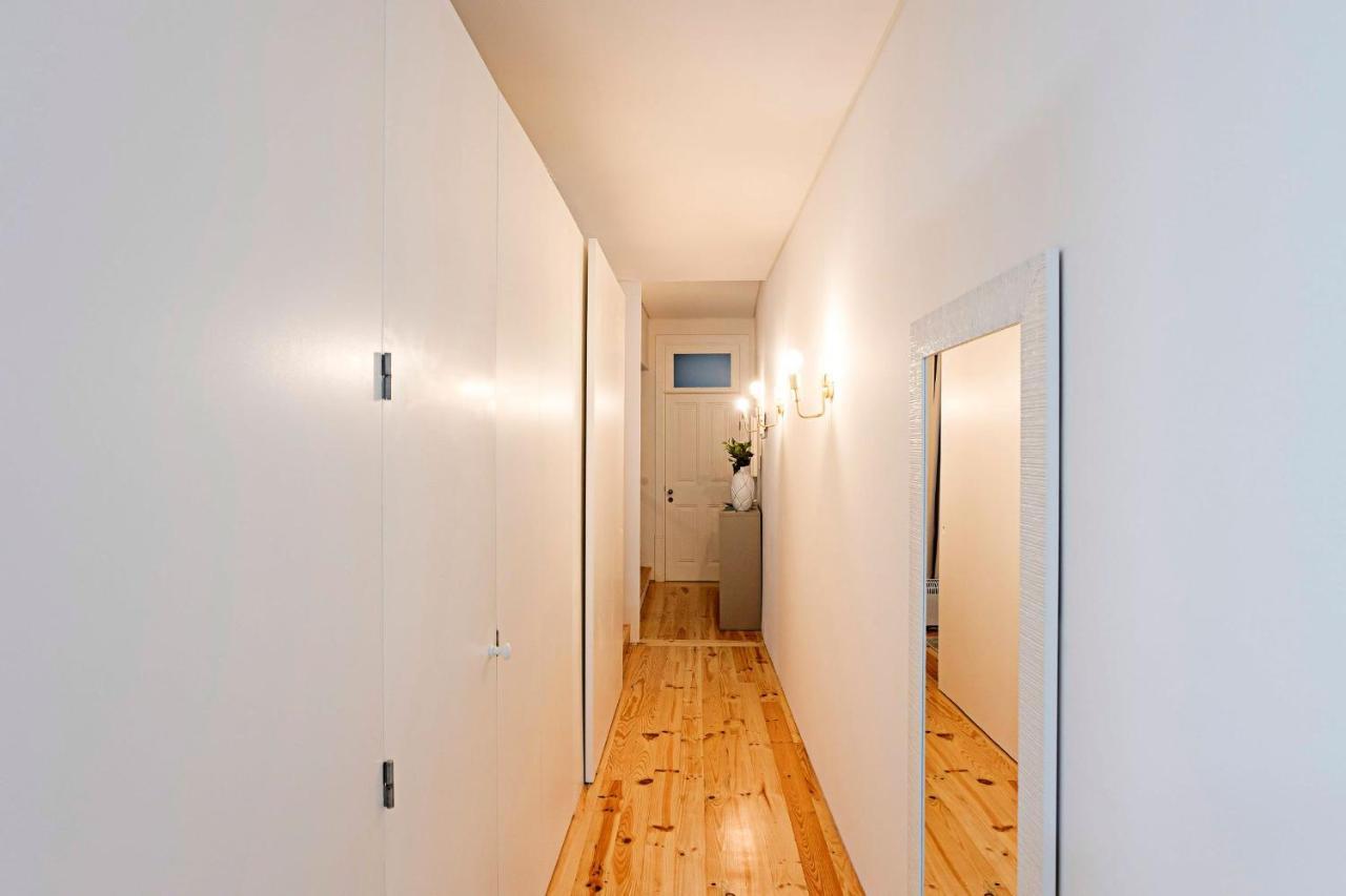 Loios 1Br Flat Downtown By Lovelystay OOporto Esterno foto