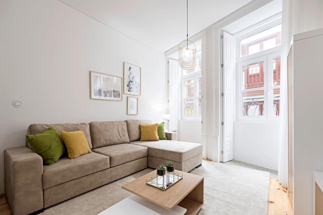 Loios 1Br Flat Downtown By Lovelystay OOporto Esterno foto