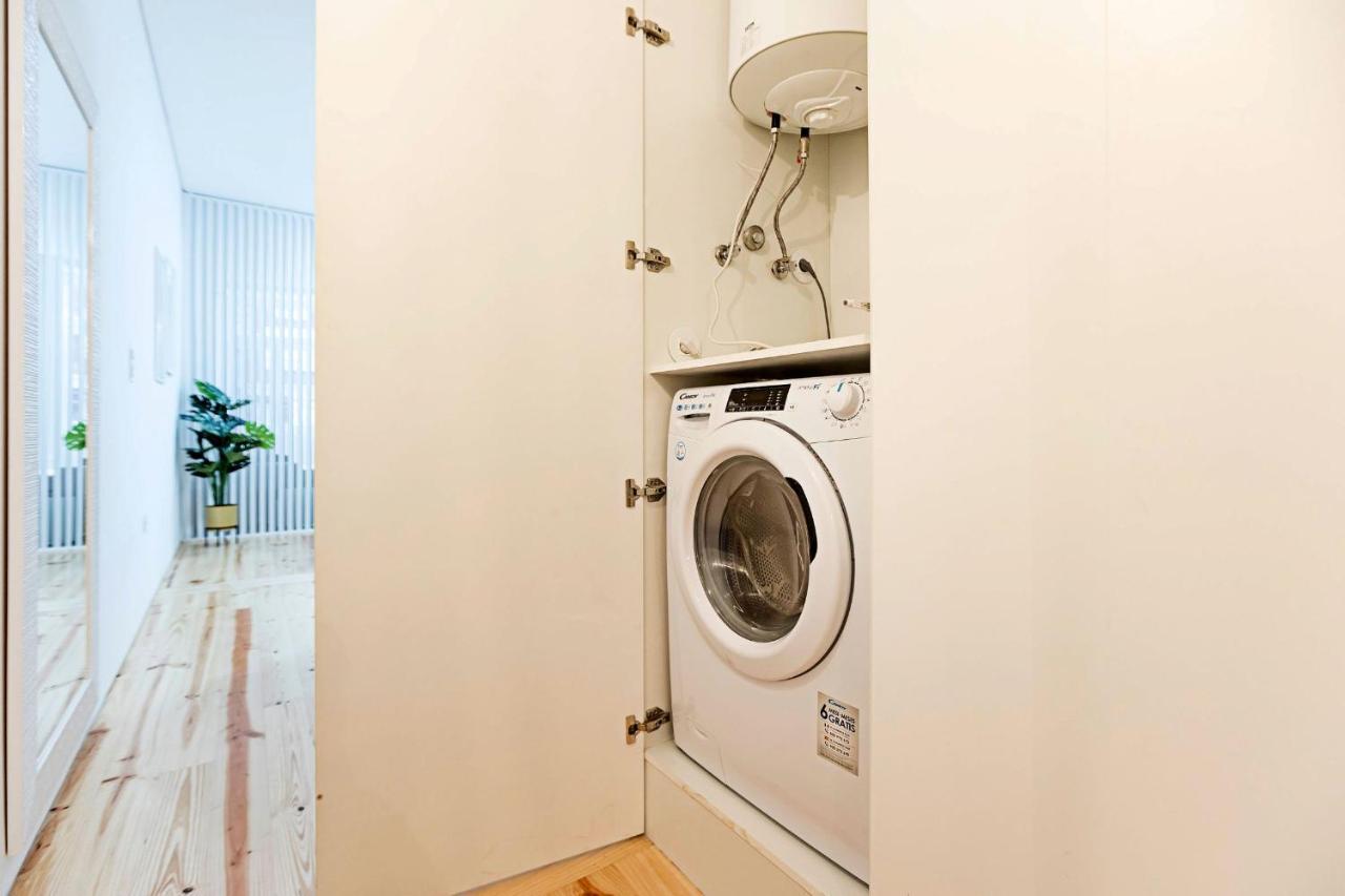 Loios 1Br Flat Downtown By Lovelystay OOporto Esterno foto